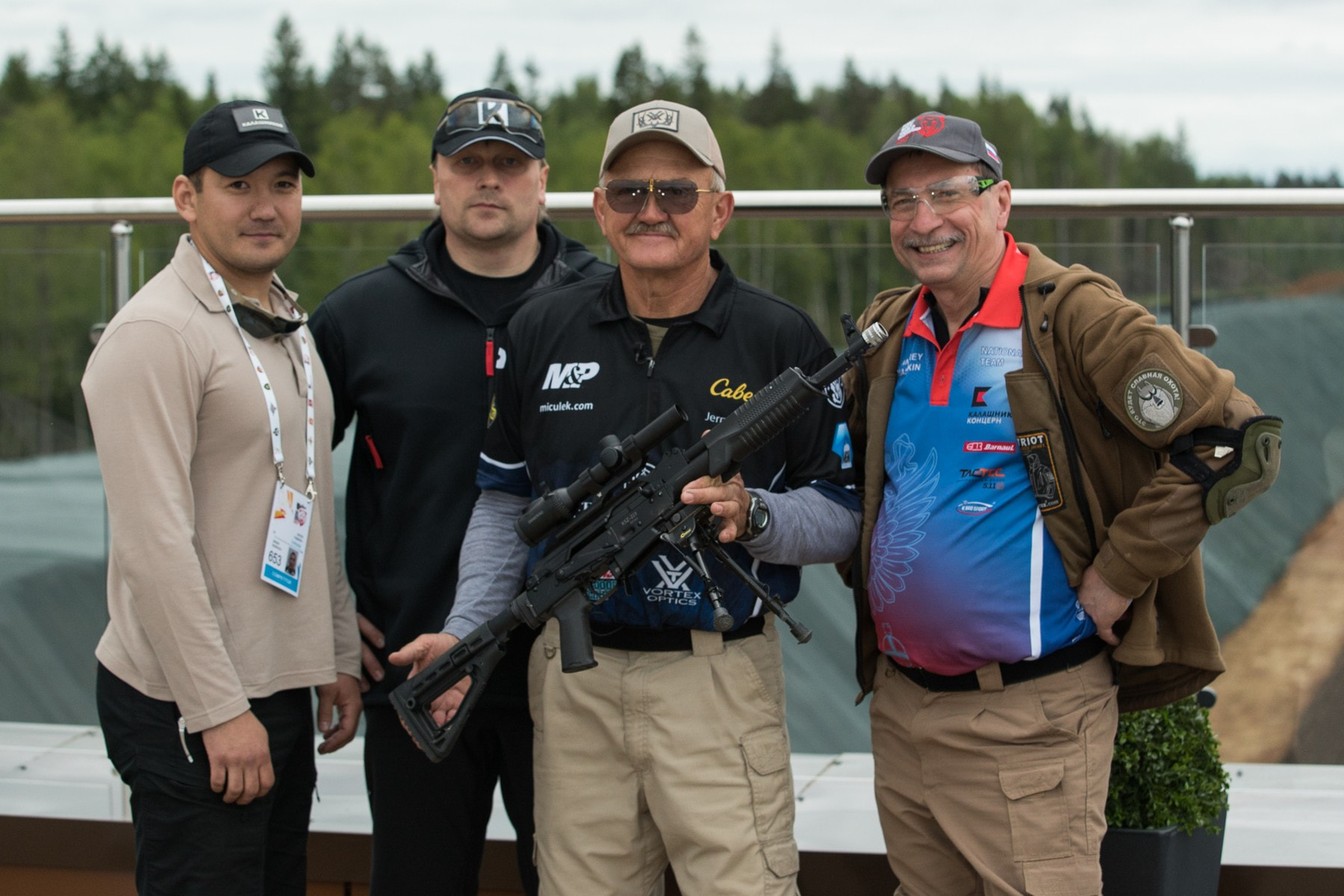 The great shooting day. Практическая стрельба в США. Стрелковые клубы США. Американские стрельбища. Концерн Калашников стрельбище.