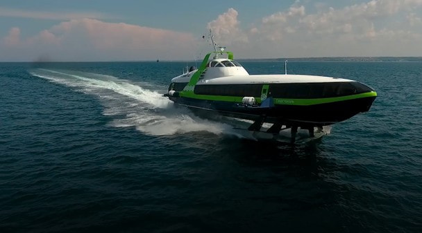 Морское пассажирское судно на подводных крыльях «Комета»