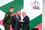 Владимир Путин посетил церемонию открытия Академии «Калашников»